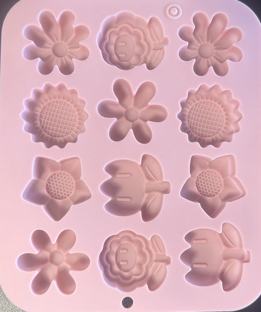 Silicone Mold- Flowers $6.99