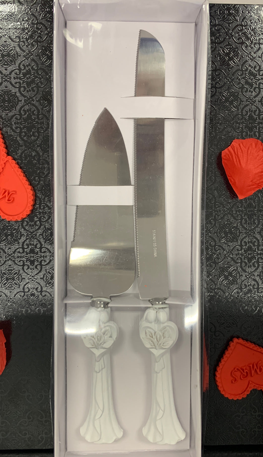 Knife - White $6.95
